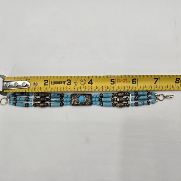 7.5 Inch Silver Plated Premier Designs Faux Turquoise Bracelet - Picture 6 of 6